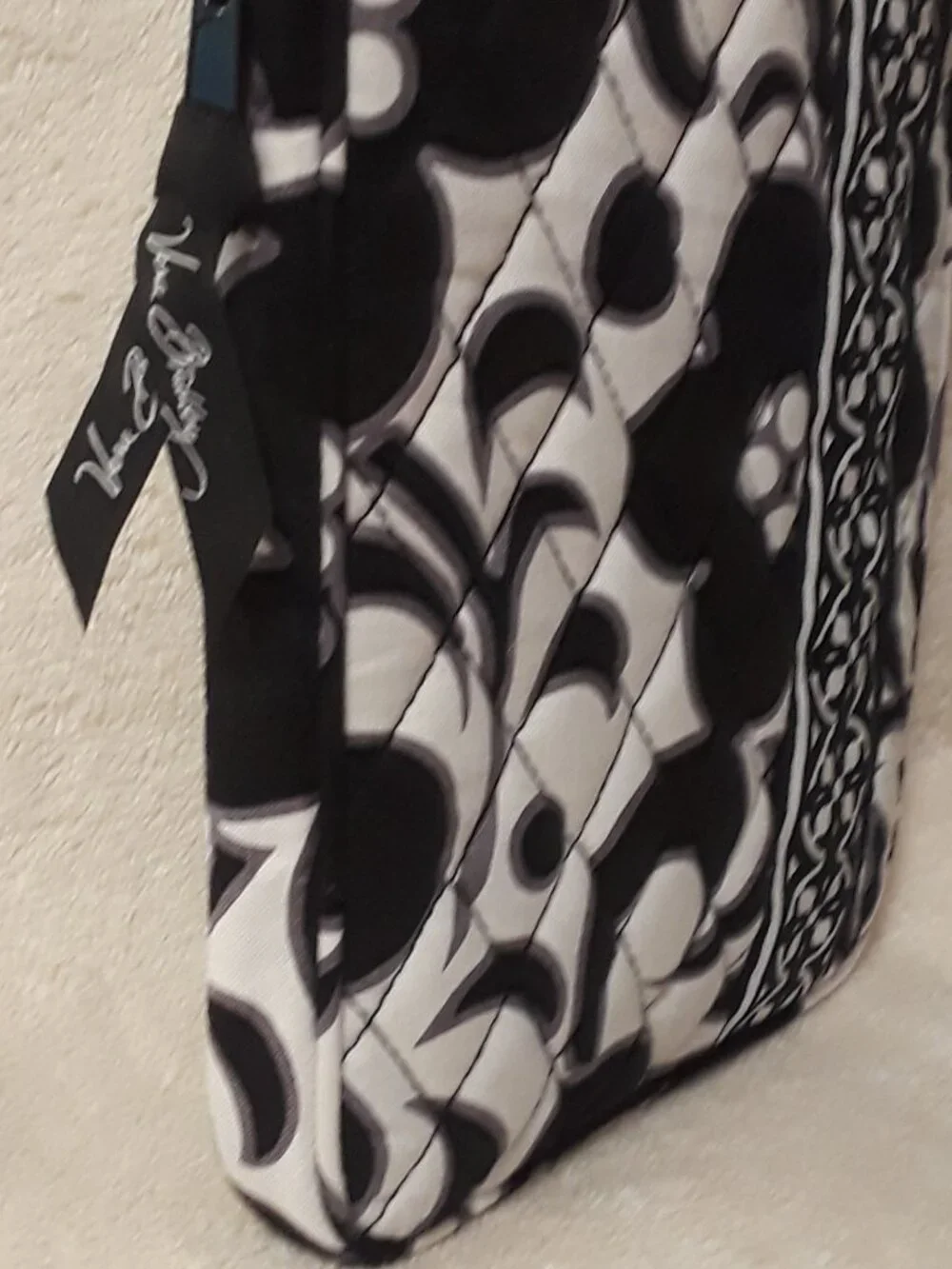 Vera Bradley Small Tablet e-Reader Sleeve, Quilted, Zip Case Black White Floral